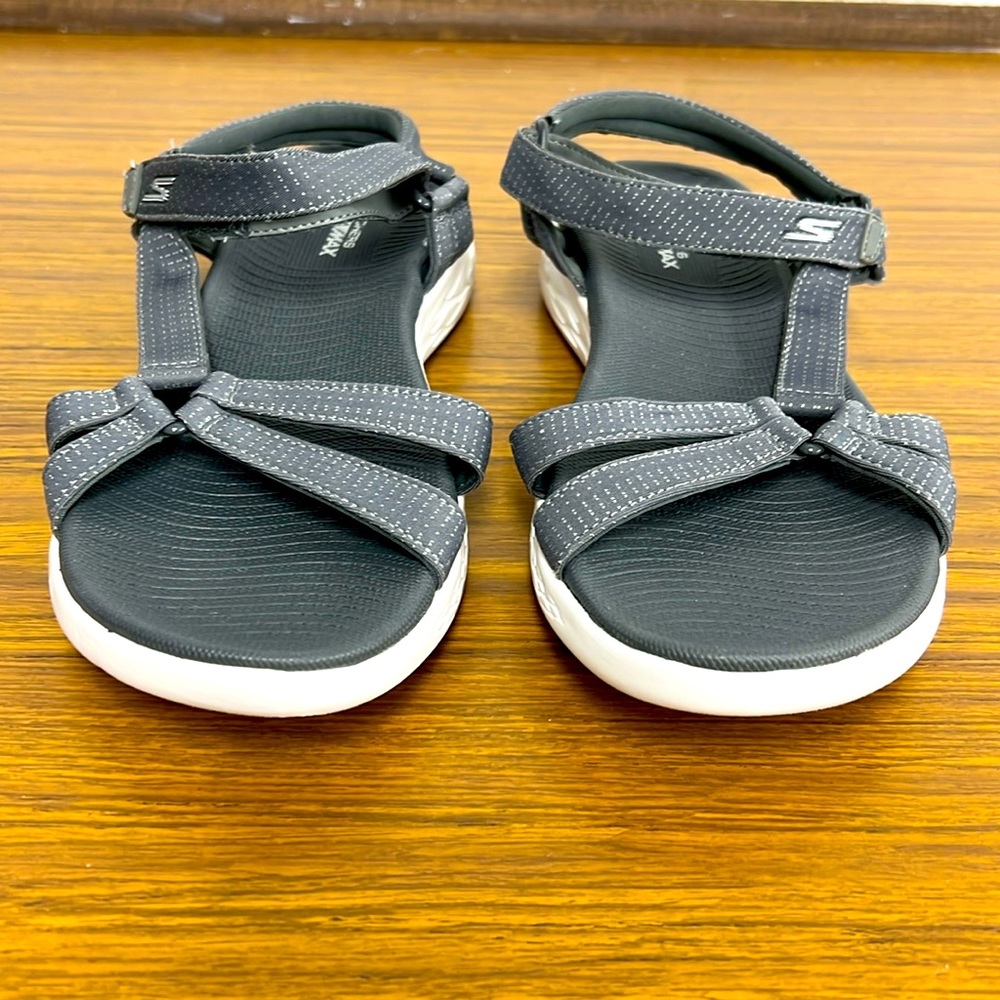 Women’s size 9 Skechers GOGA MAX gray sandal. Great condition